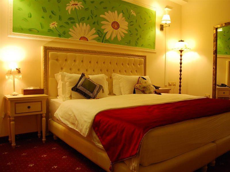 2 Kitarrat Boutique Hotel & Spa Durrës Kültér fotó