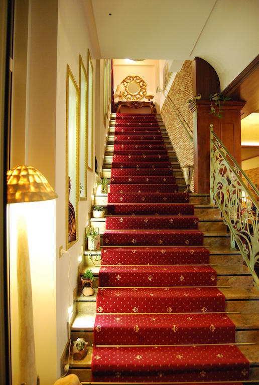 2 Kitarrat Boutique Hotel & Spa Durrës Kültér fotó