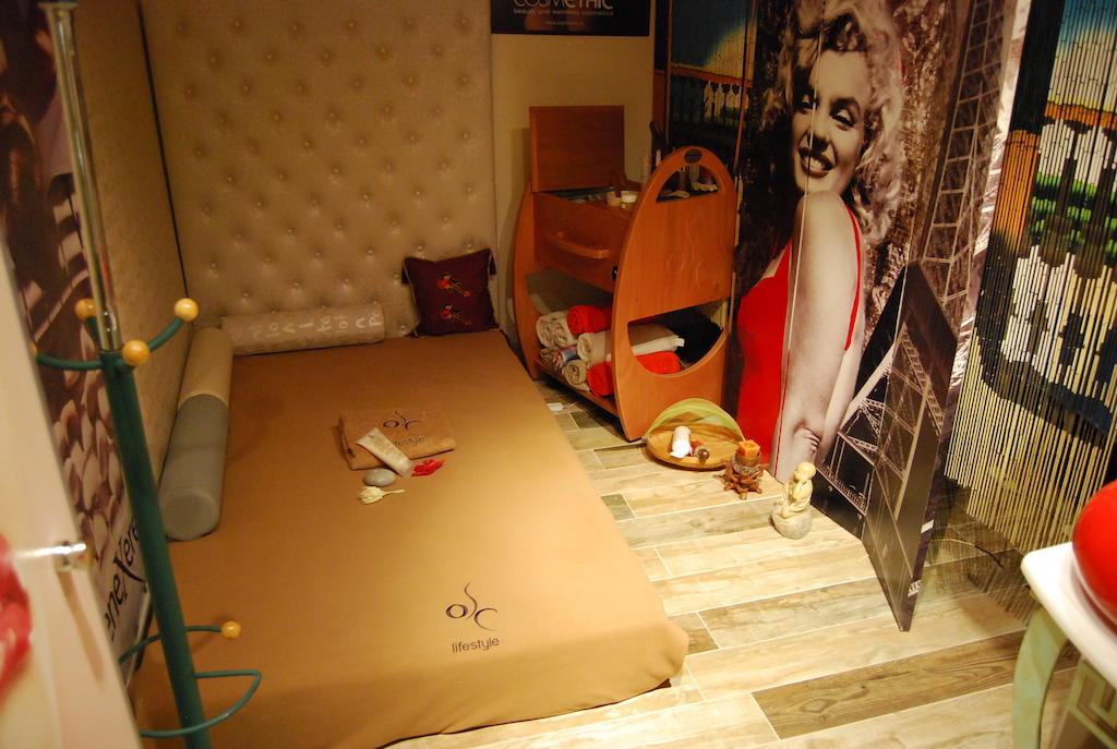 2 Kitarrat Boutique Hotel & Spa Durrës Kültér fotó
