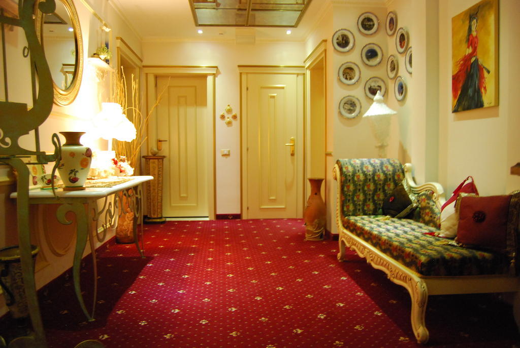 2 Kitarrat Boutique Hotel & Spa Durrës Kültér fotó