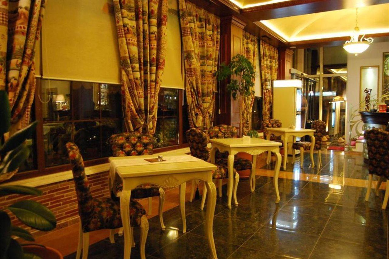 2 Kitarrat Boutique Hotel & Spa Durrës Kültér fotó