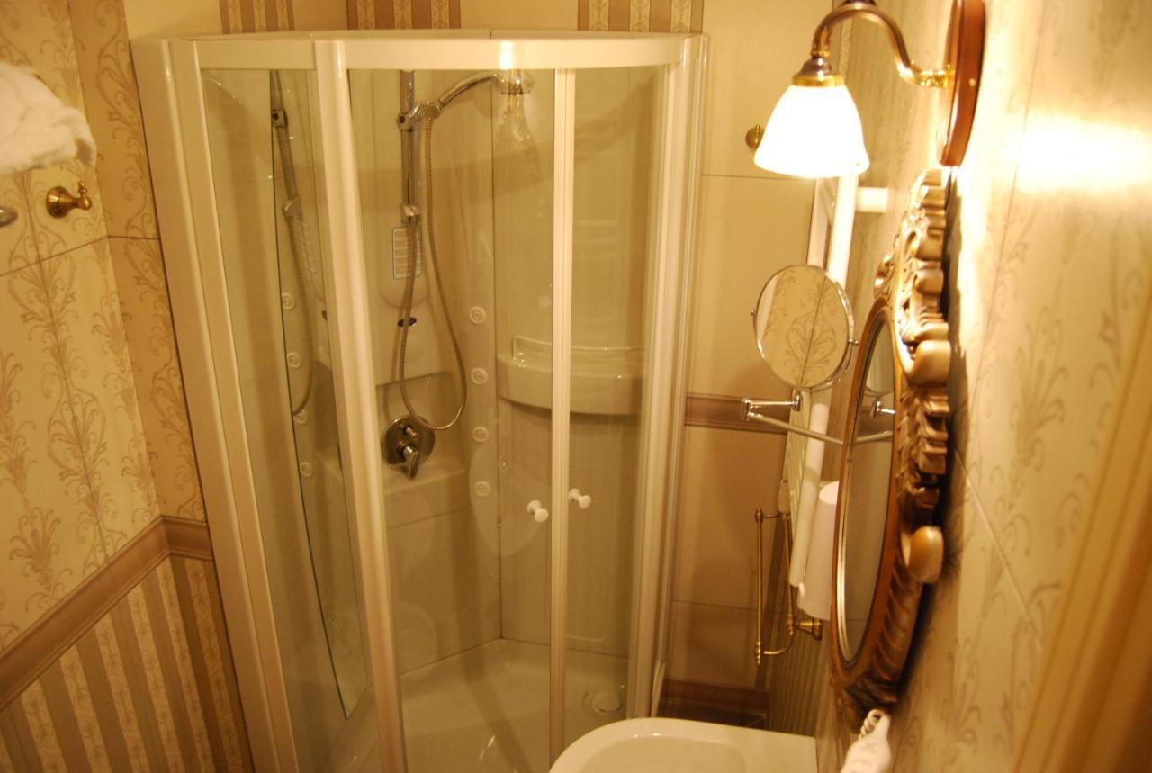 2 Kitarrat Boutique Hotel & Spa Durrës Kültér fotó