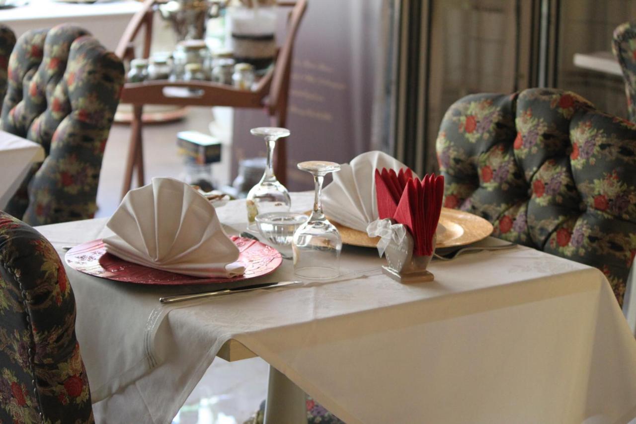 2 Kitarrat Boutique Hotel & Spa Durrës Kültér fotó