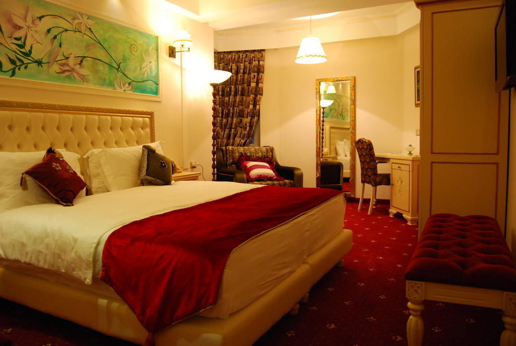 2 Kitarrat Boutique Hotel & Spa Durrës Kültér fotó